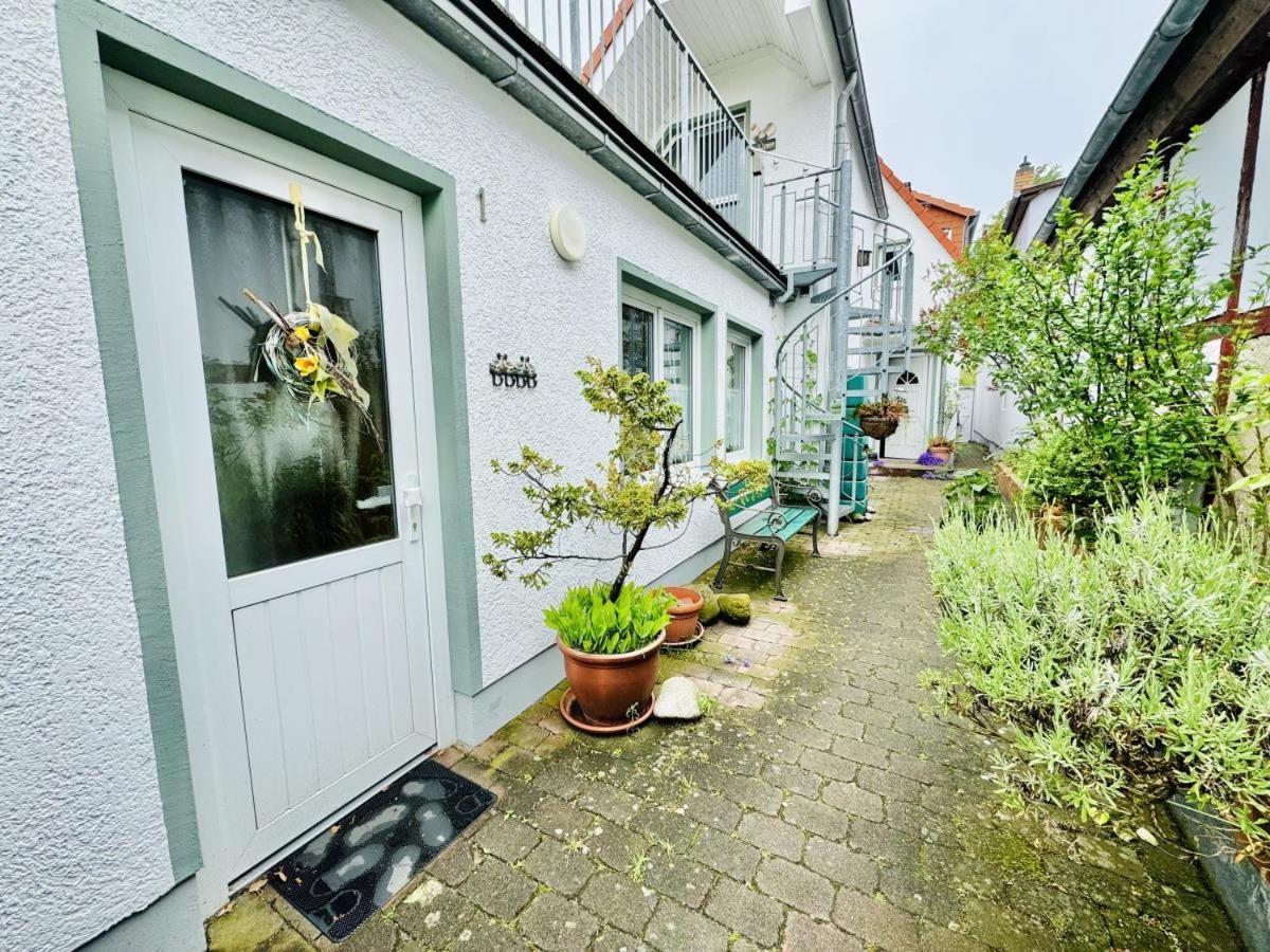 Haus Vier Freunde, Gabor Apartamento Rostock Exterior foto