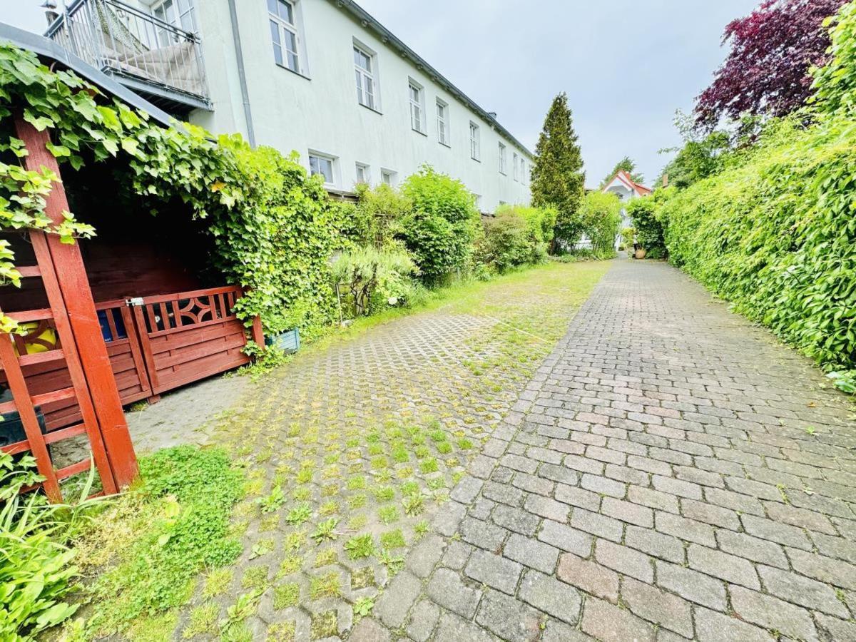 Haus Vier Freunde, Gabor Apartamento Rostock Exterior foto